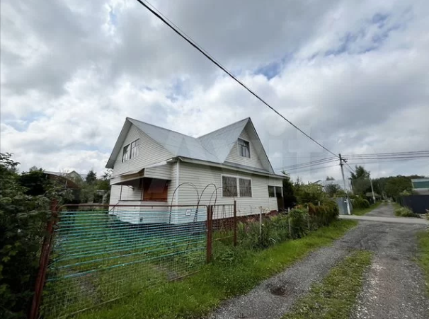 <span style="font-weight: bold;">Дача 100 м² на участке 6 сот.</span>